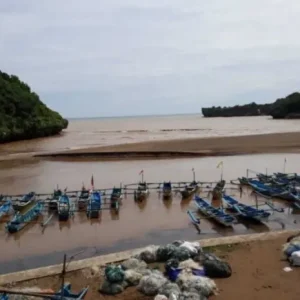 Baron Beach, an Exotic Beach Tourist Attraction in Jogja